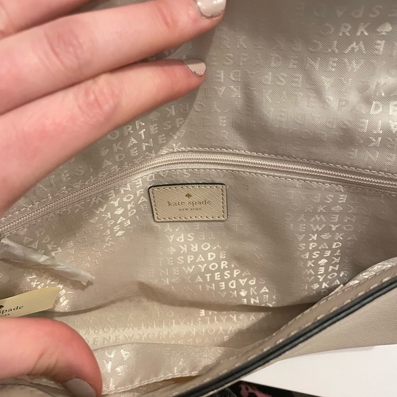LIKE NEW, Kate Spade Cross Body Bag - Picture 3 of 5